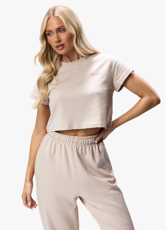 Distressed Women T Shirt with a Laid - Back AestheticDistressed Women T Shirt with a Laid - Back AestheticGym King Established Cropped Tee - Clay