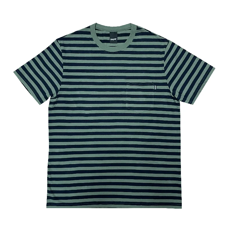 Graphic Print Women T Shirt for a Trendy StatementGraphic Print Women T Shirt for a Trendy StatementNautical Stripe Pocket Tee