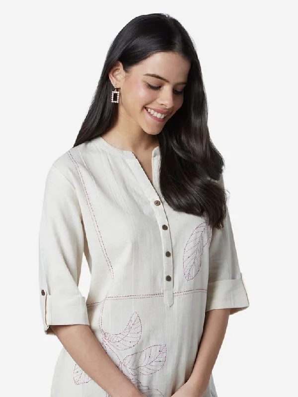 Utsa Off White Leaf Print A-line Kurta