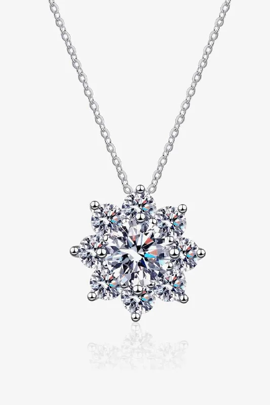 Cut - Out Bodysuits for a Trendy and Fashion - Forward Style1 Carat Moissanite Floral-Shaped Pendant Necklace