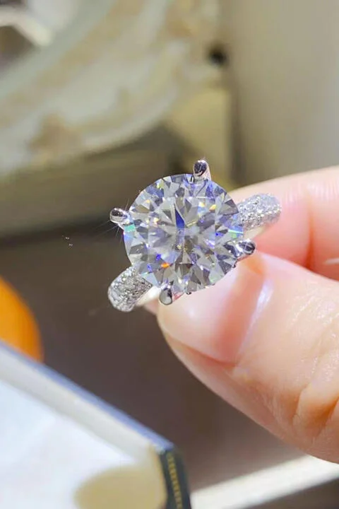 Cut - Out Bodysuits for a Trendy and Fashion - Forward Style5 Carat Moissanite 925 Sterling Silver Ring