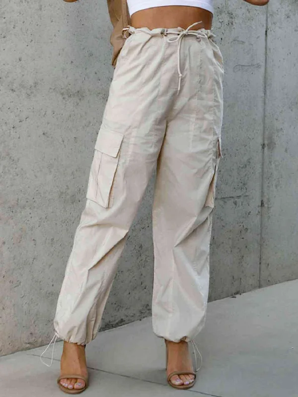 Seamless Bodysuits for a Smooth Underwear LookDrawstring Pants with Pockets