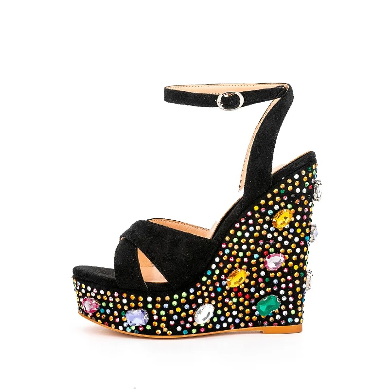 Sleeveless Bodysuits for a Cool and Casual Summer LookEmbellished Wedge Heel Platform Sandals