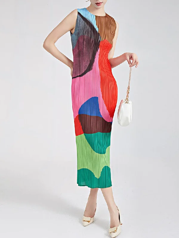 Ruffled Bodysuits with a Playful and Feminine TouchMiyake Pleated Round Neck Sleeveless Dress