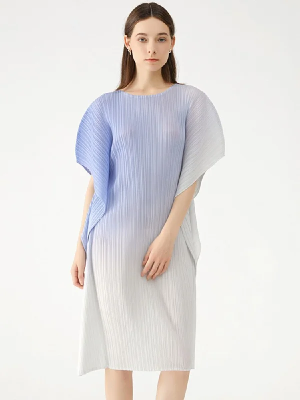 Cut - Out Bodysuits for a Trendy and Fashion - Forward StyleMiyake Pleated Gradient Batwing Sleeve Dress