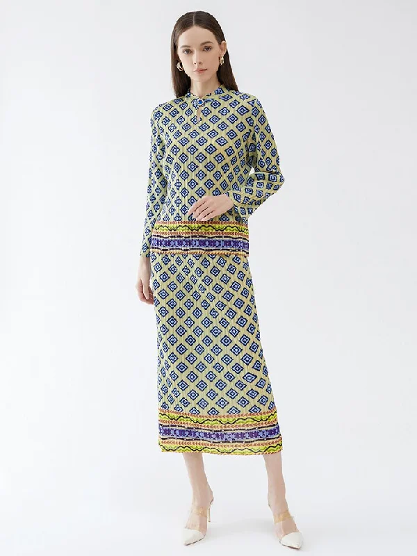 Sheer Bodysuits for a Seductive and Alluring OutfitMiyake Pleated Vintage Printed Top and Straight Skirt Set