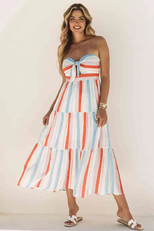 Sleeveless Bodysuits for a Cool and Casual Summer LookStriped Strapless Sweetheart Neck Dress